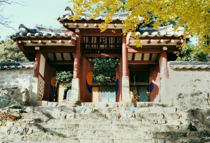 대성전입구(내삼문)