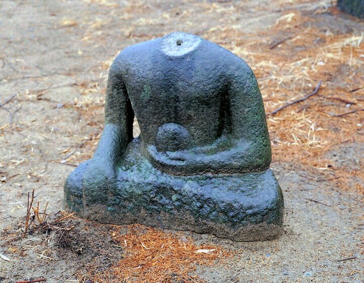 경주서부동석불좌상