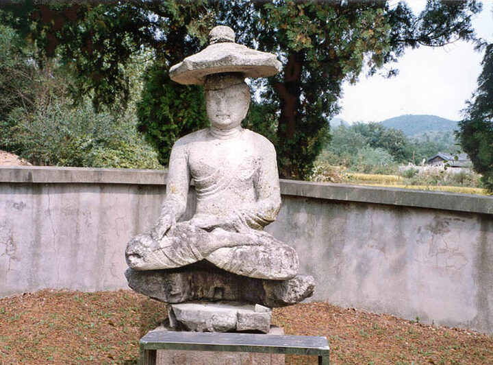 경주안계리석조석가여래좌상