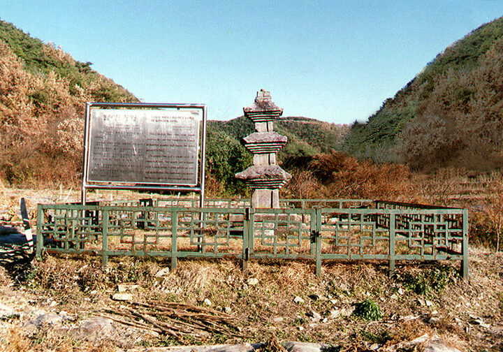영천공덕동삼층석탑전경