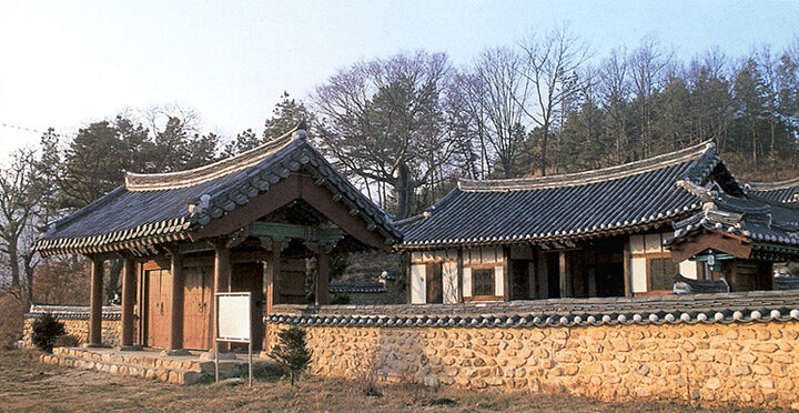옥연사전경