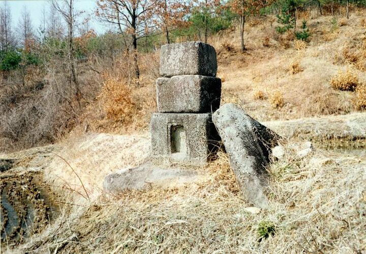 봉화운계리폐탑
