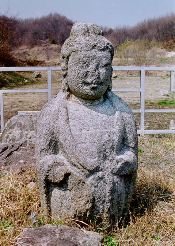 금릉태화리석조보살입상