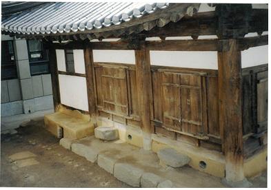 안동 김씨종무소(배면)