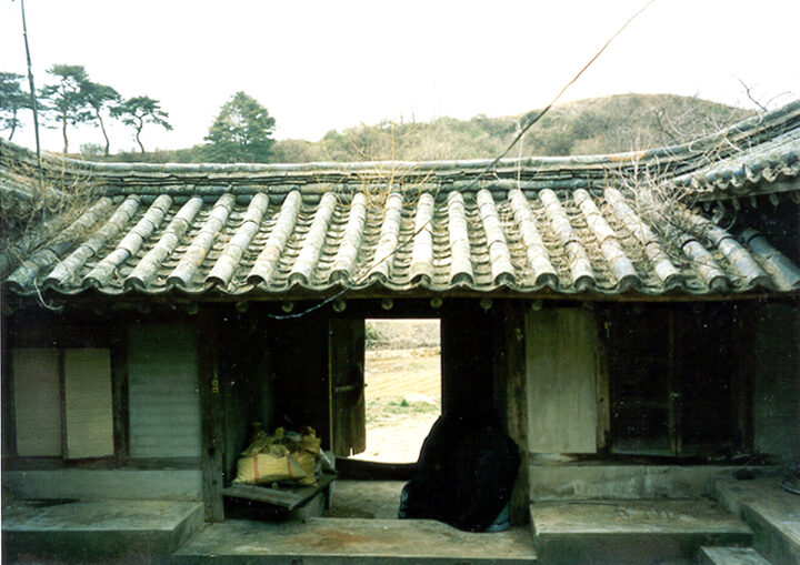 화재(대문채배면)