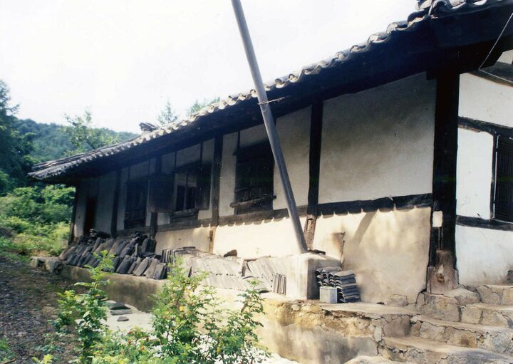 단운재사(우측면)