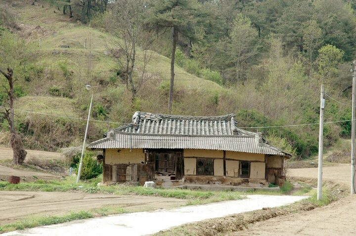 영주 용혈리달성서씨재사