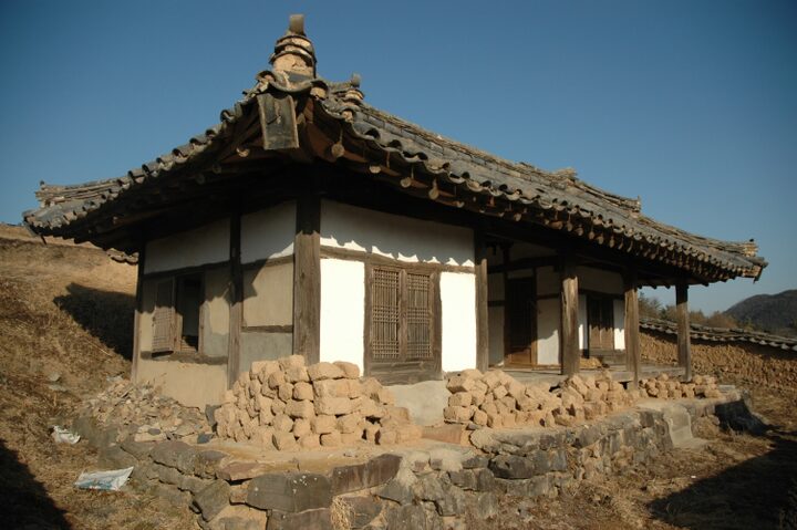 안동이로당(전경)