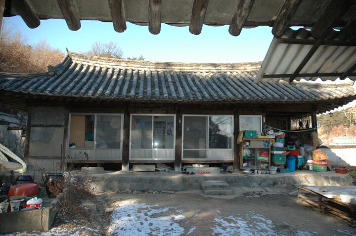 사랑채정면