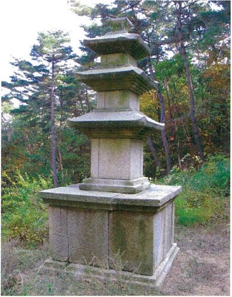 경주남산 지암곡 제2사지 삼층석탑(전경)