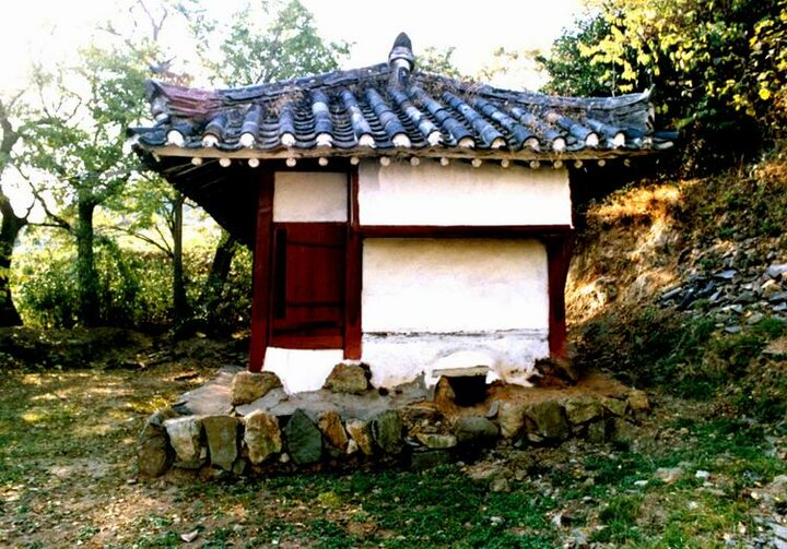 백운서재