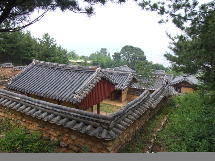 송호서원(배면)