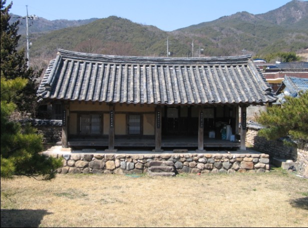 화수당 근경