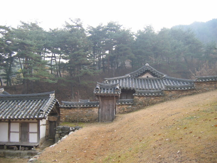 동산재