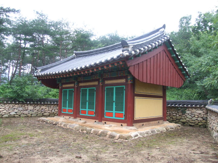 소학당(우측)