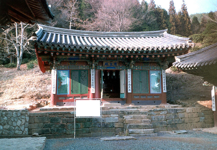 다솔사응진전광경