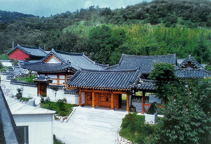 경현사전경