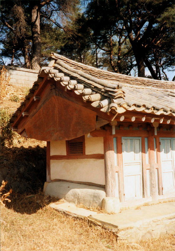 별묘(측면)