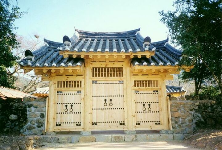 난곡사(외삼문)