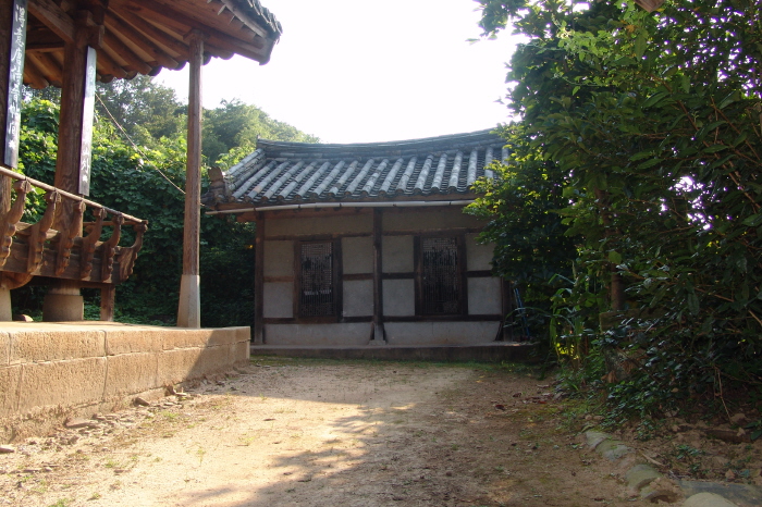 이사재