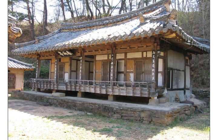 춘우정 정면