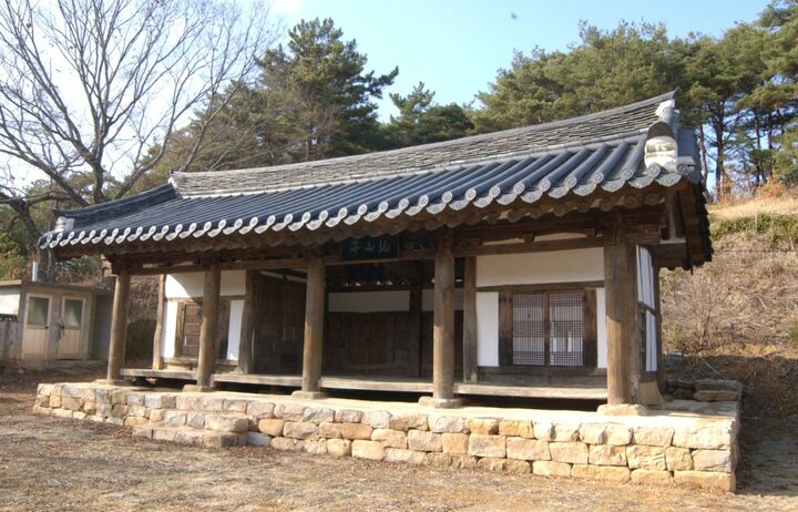 북산정 측면
