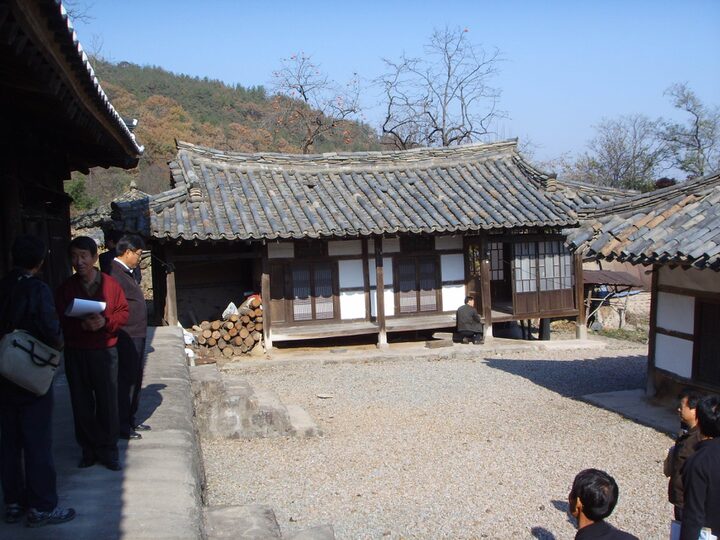 중사랑채
