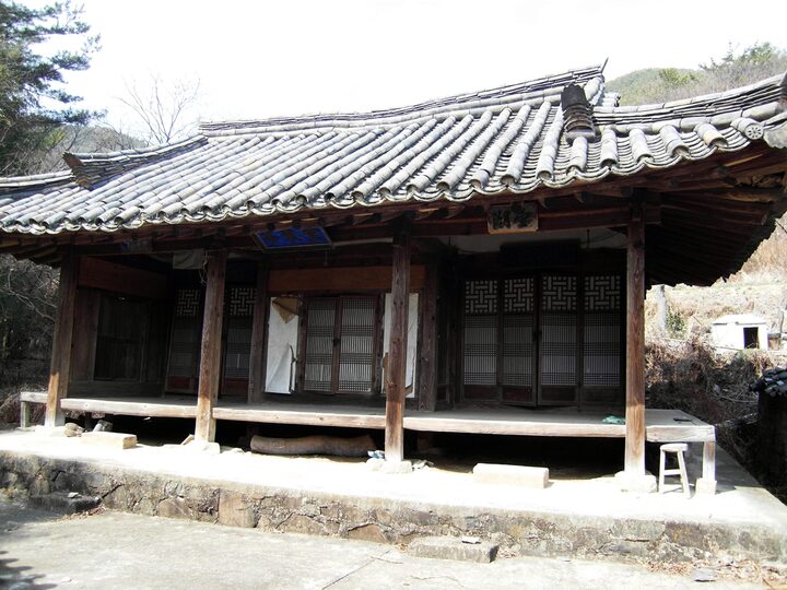 정면
