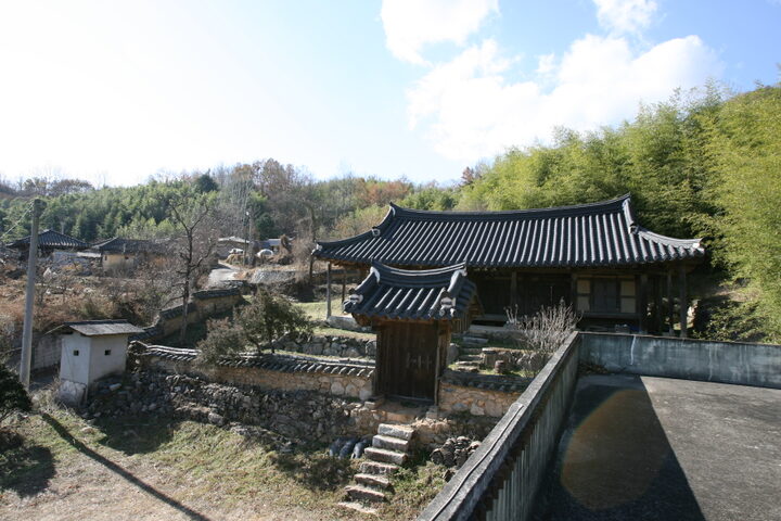 육우당 원경