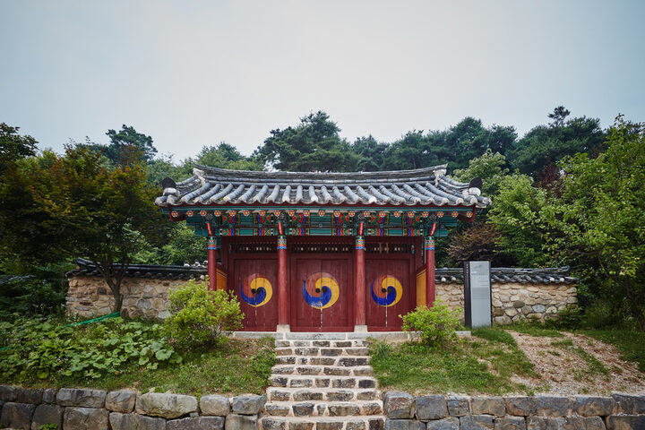 문화재자료_금남 남산영당_정면