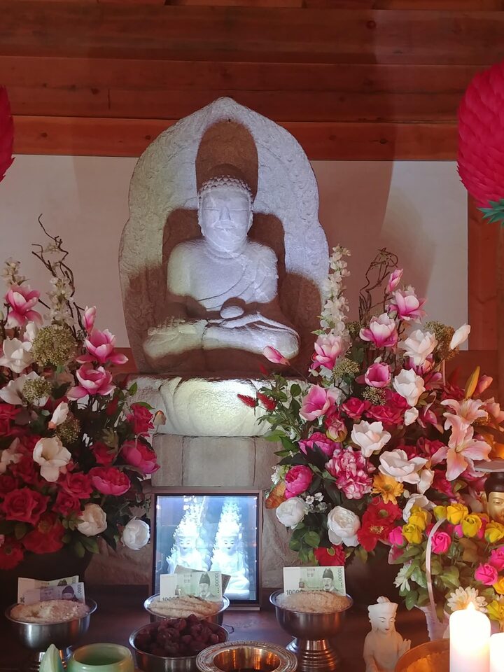 선운정사 석조약사여래좌상