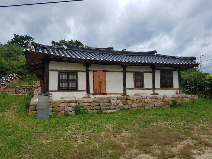청송 송만정