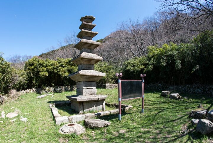 전라남도문화재자료 대흥사만일암지오층석탑