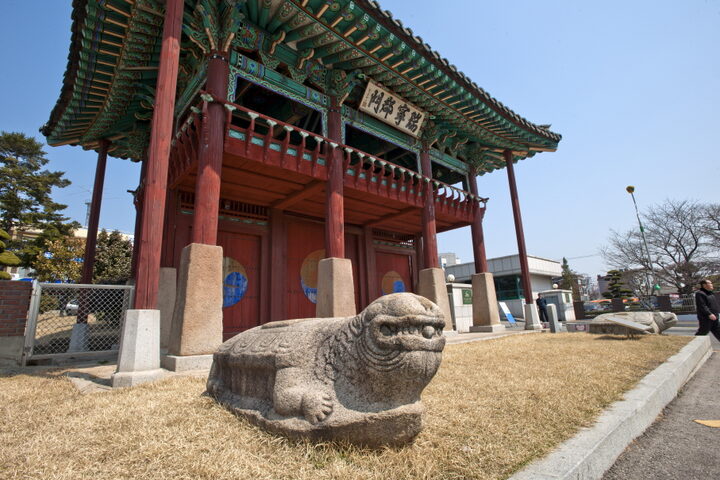 읍내리 귀부석