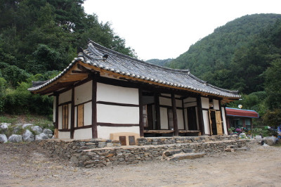 회인동헌내아 전경