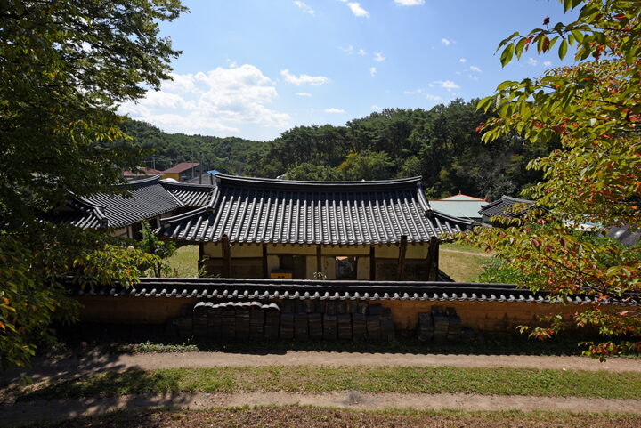 배면 전경 (촬영년도 : 2015년)