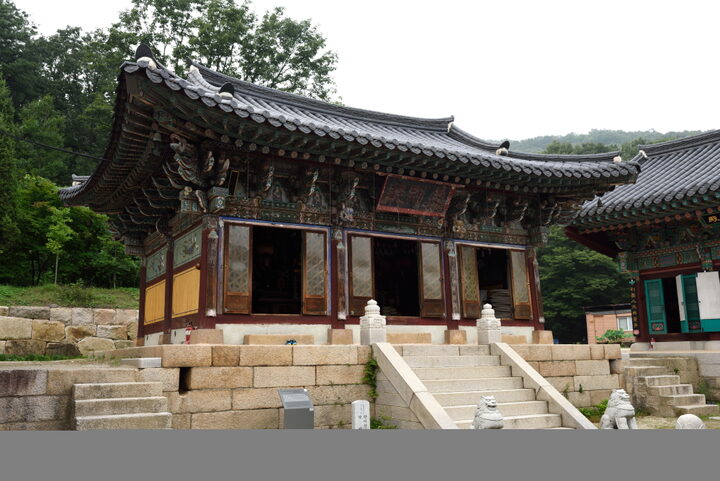 한미산흥국사약사전 (촬영년도 : 2015년)