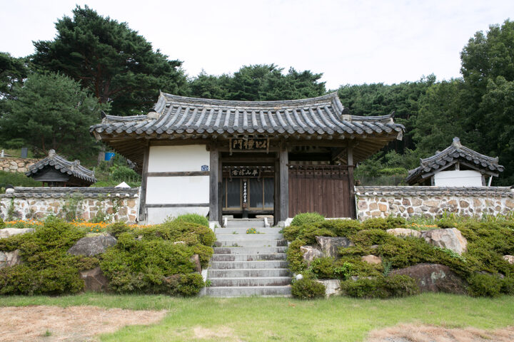 김해 화산정사_전경 (촬영년도 : 2015년)