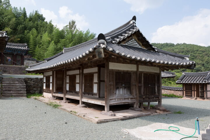 밀양 신남서원 경보당_별채 전경 (촬영년도 : 2015년)