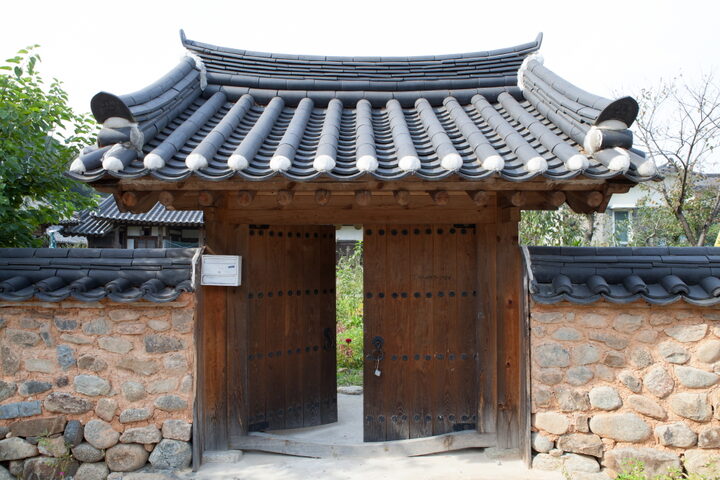 산청 박인현 고택_입구 (촬영년도 : 2015년)
