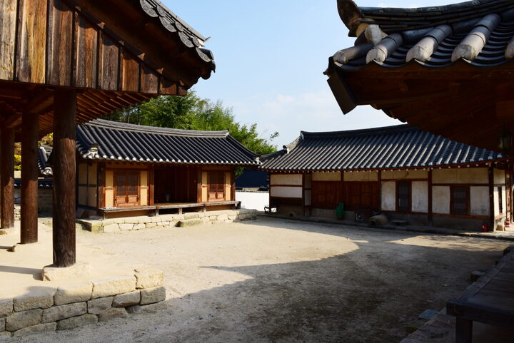 경주도봉서당_마당 전경 (촬영년도 : 2015년)
