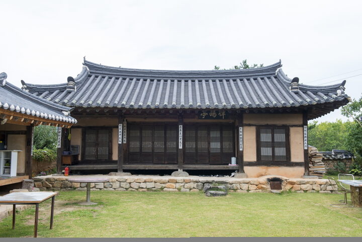 반구정재사_정면 (촬영년도 : 2015년)
