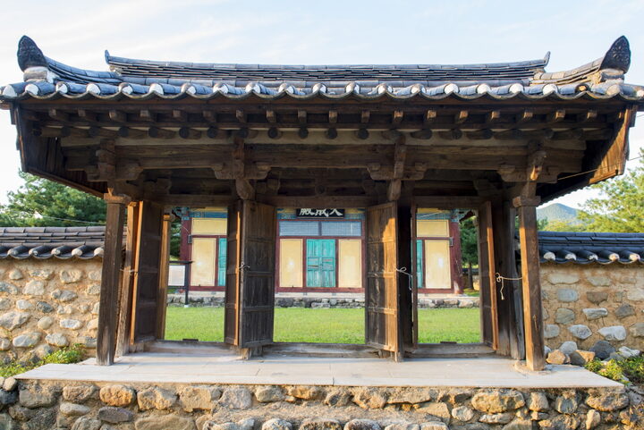 신녕향교대성전_내삼문 정면 (촬영년도 : 2015년)