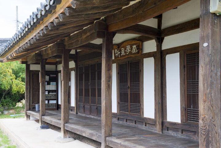 영천자천교회_신성학당 마루 (촬영년도 : 2015년)