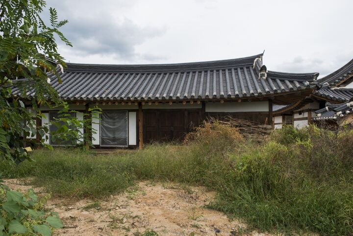 영천자천교회_신성학당 안채 뒷면 (촬영년도 : 2015년)