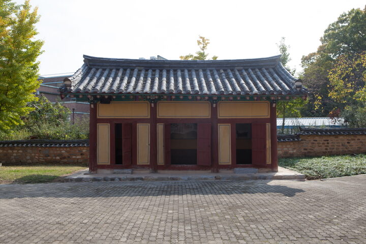 칠곡향교대성전_동재 (촬영년도 : 2015년)