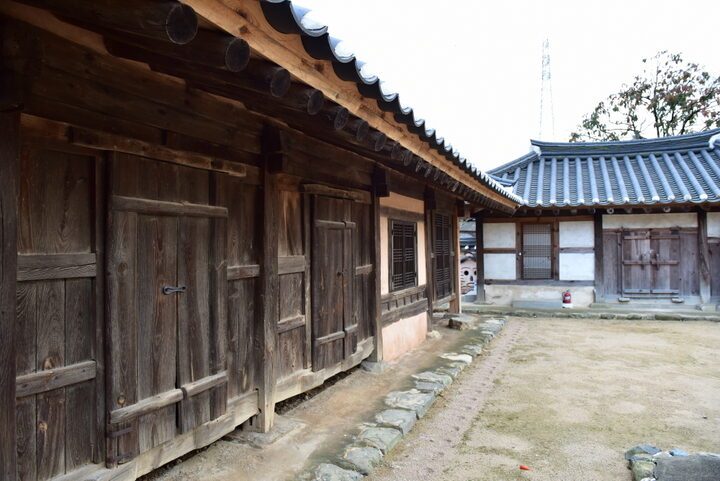 울산학성이씨근재공고택_곳간과 문간채 (촬영년도 : 2015년)