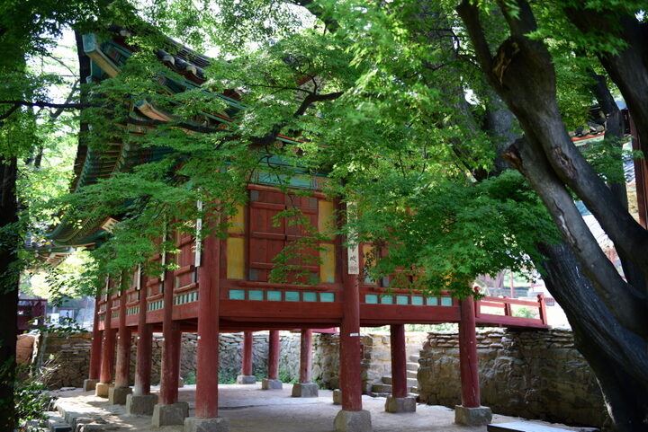 전등사 대조루_측면 전경 (촬영년도 : 2015년)