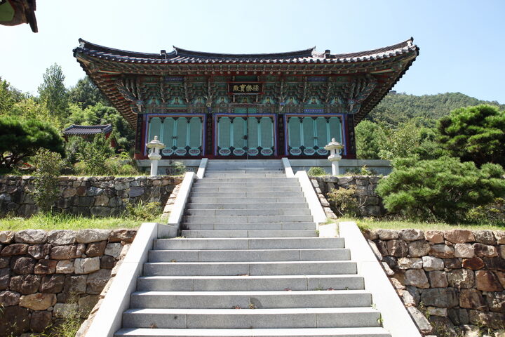 심향사_극락보전 (촬영년도 : 2015년)