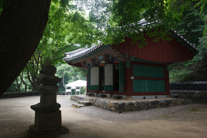나한전_우측 전경 (촬영년도 : 2015년)